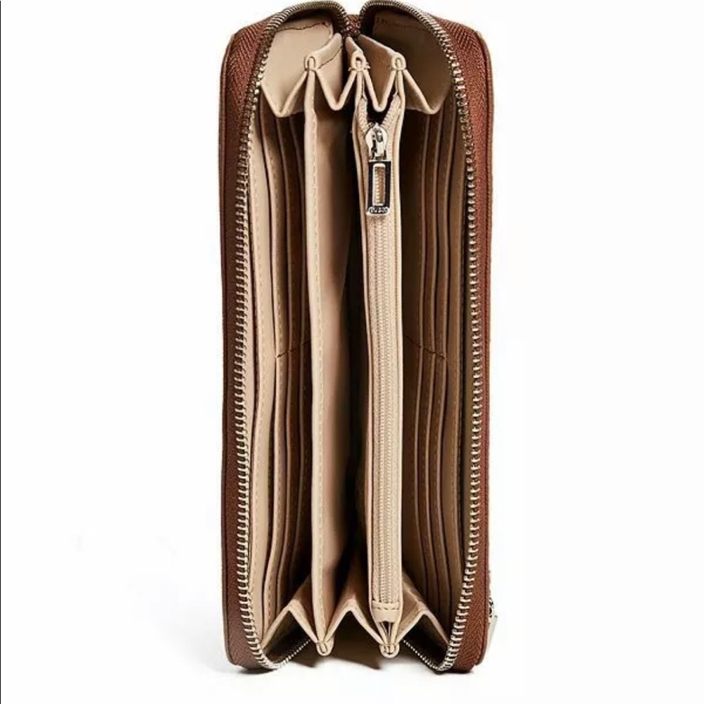 Guess wallet - Picture 3 of 3